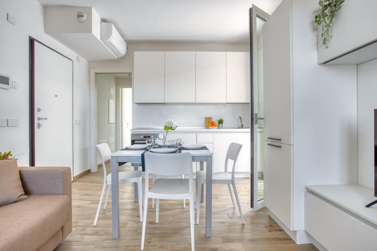 Apartment Just Urban Stays - Apartment With 90Sqm Terrace - Solari Mailand