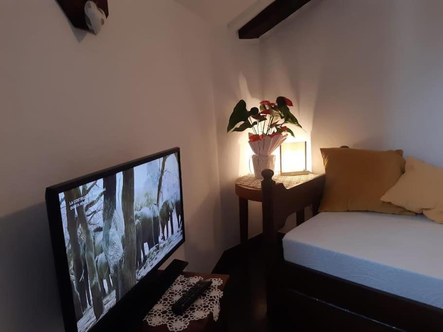 Apartamento Monolocale Piano Alto Luminoso Pochi Minuti Metro Rossa