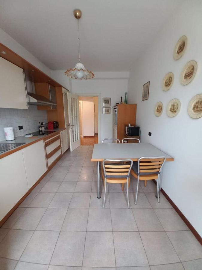 Apartment Lagosta Home-isola Mailand