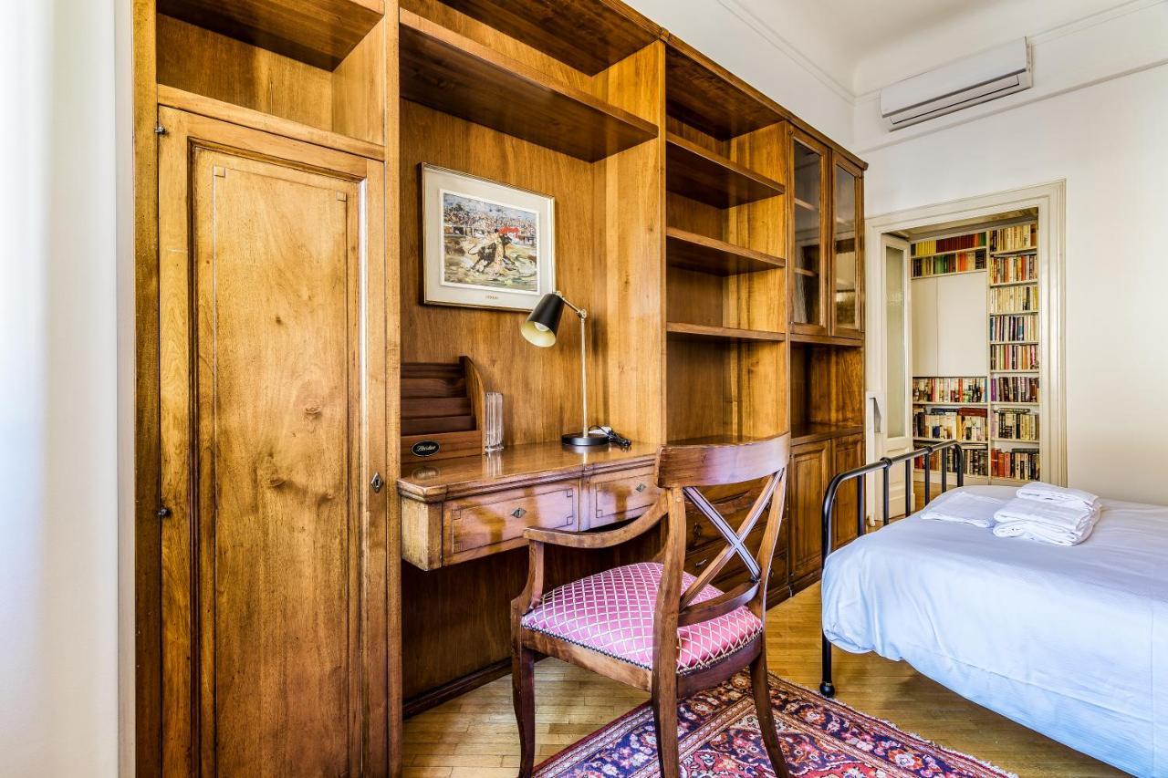 Huge Center Guastalla Gardens 8pax Apartamento *