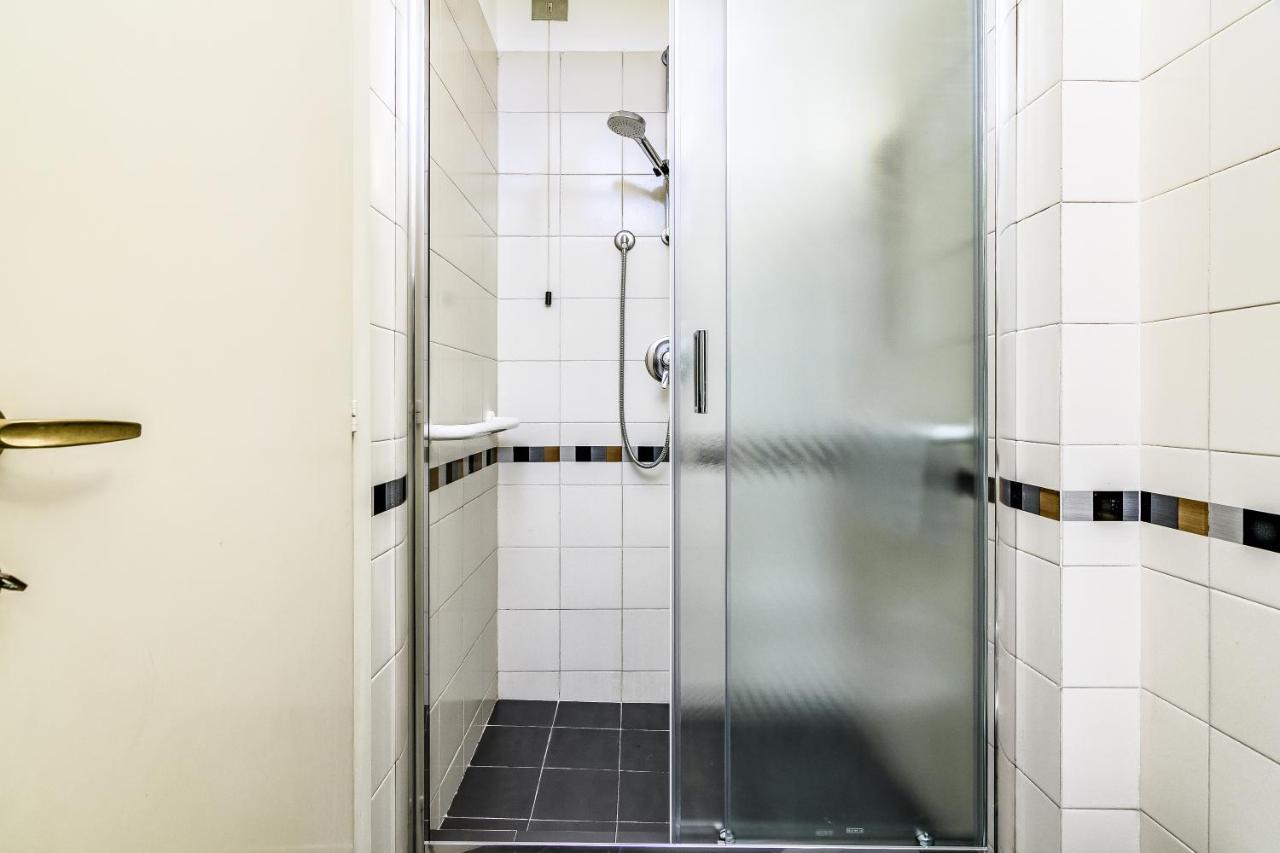 Apartamento Huge Center Guastalla Gardens 8pax *
