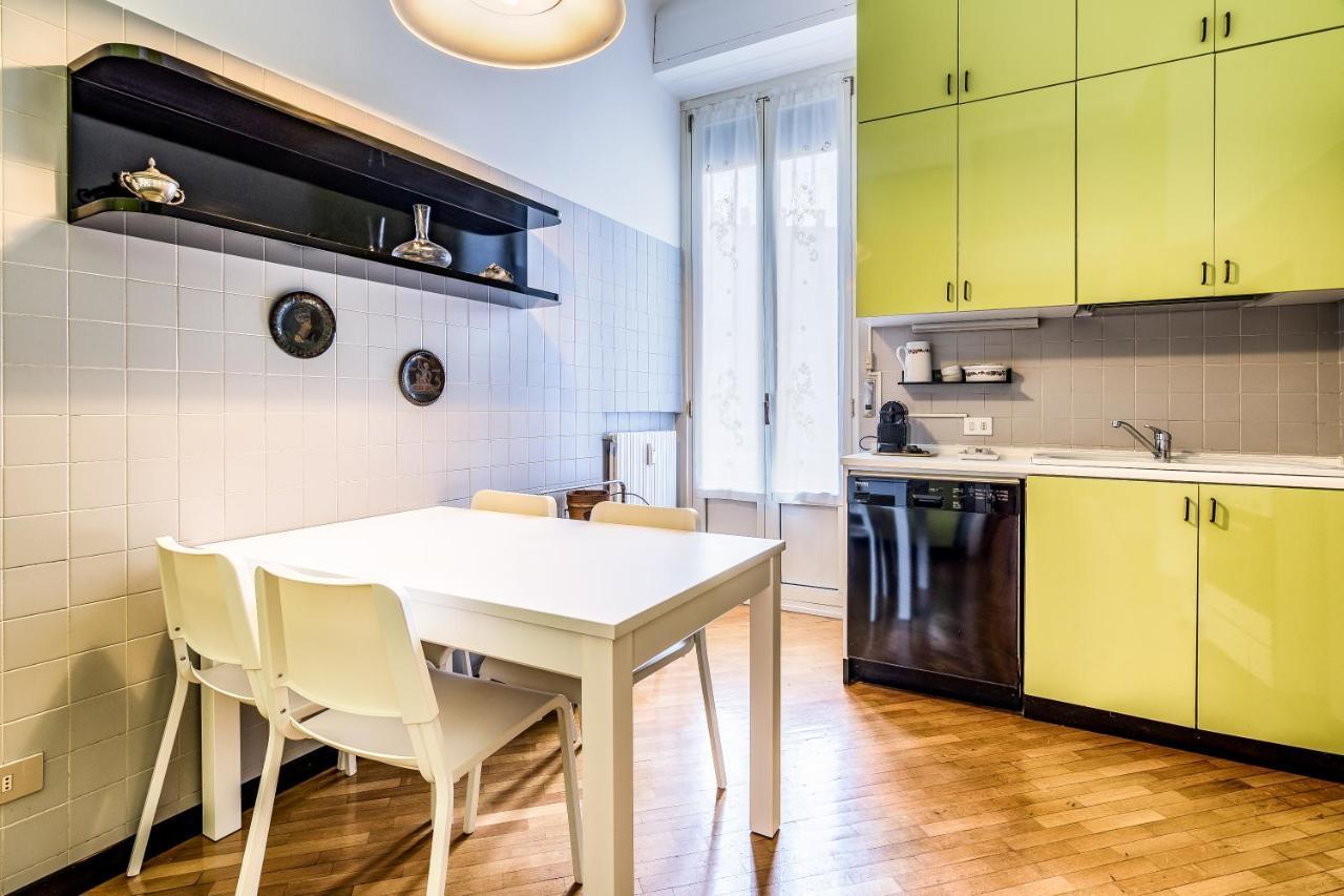 Huge Center Guastalla Gardens 8pax Apartamento *