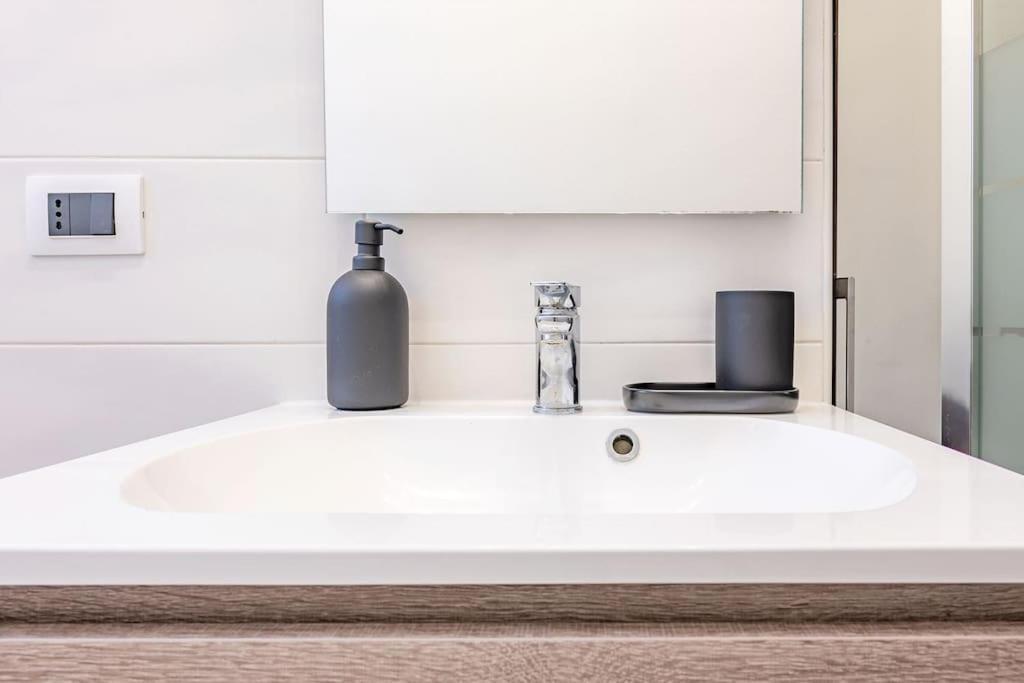 Guest Planet - Intero Alloggio M3 Porta Romana Apartment *