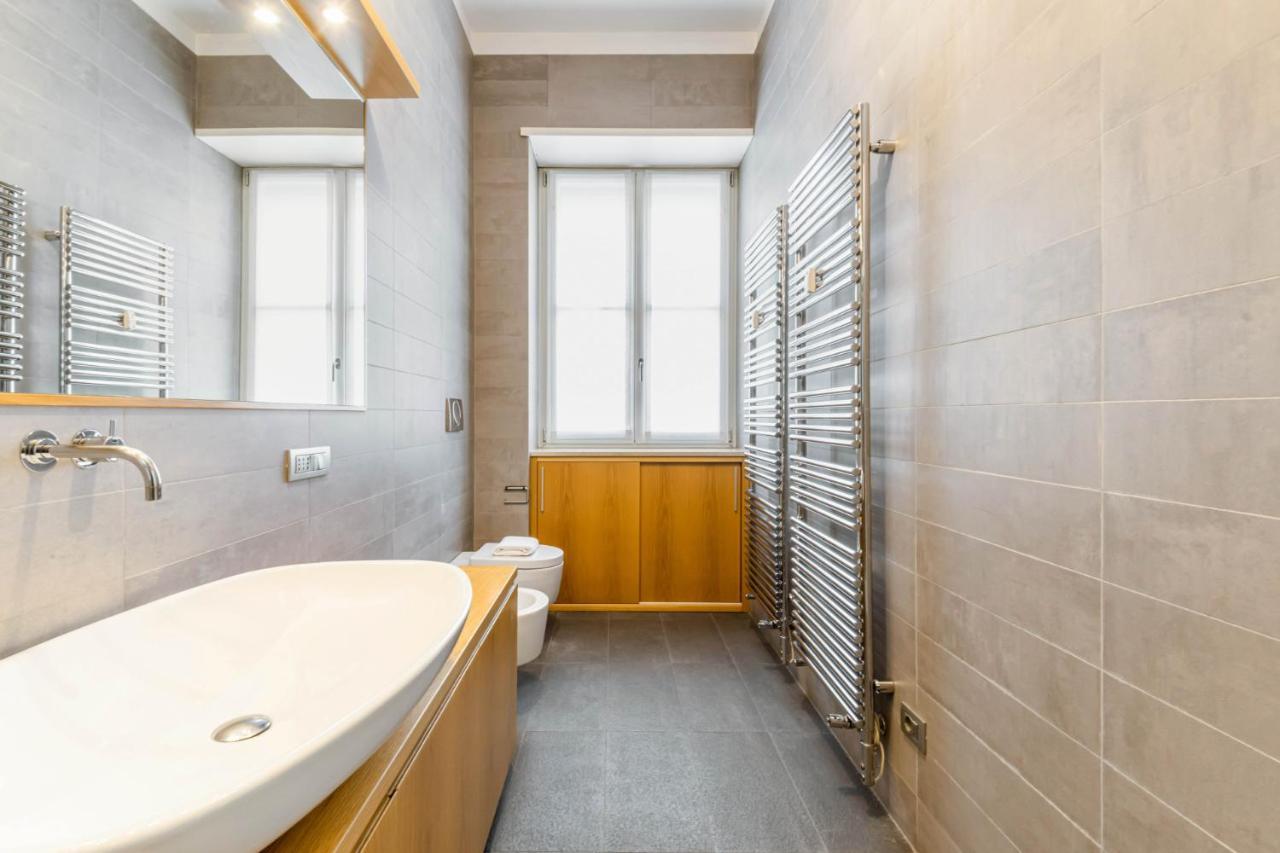 Easylife - Elegante Dimora Due Passi Dal Duomo * Milão