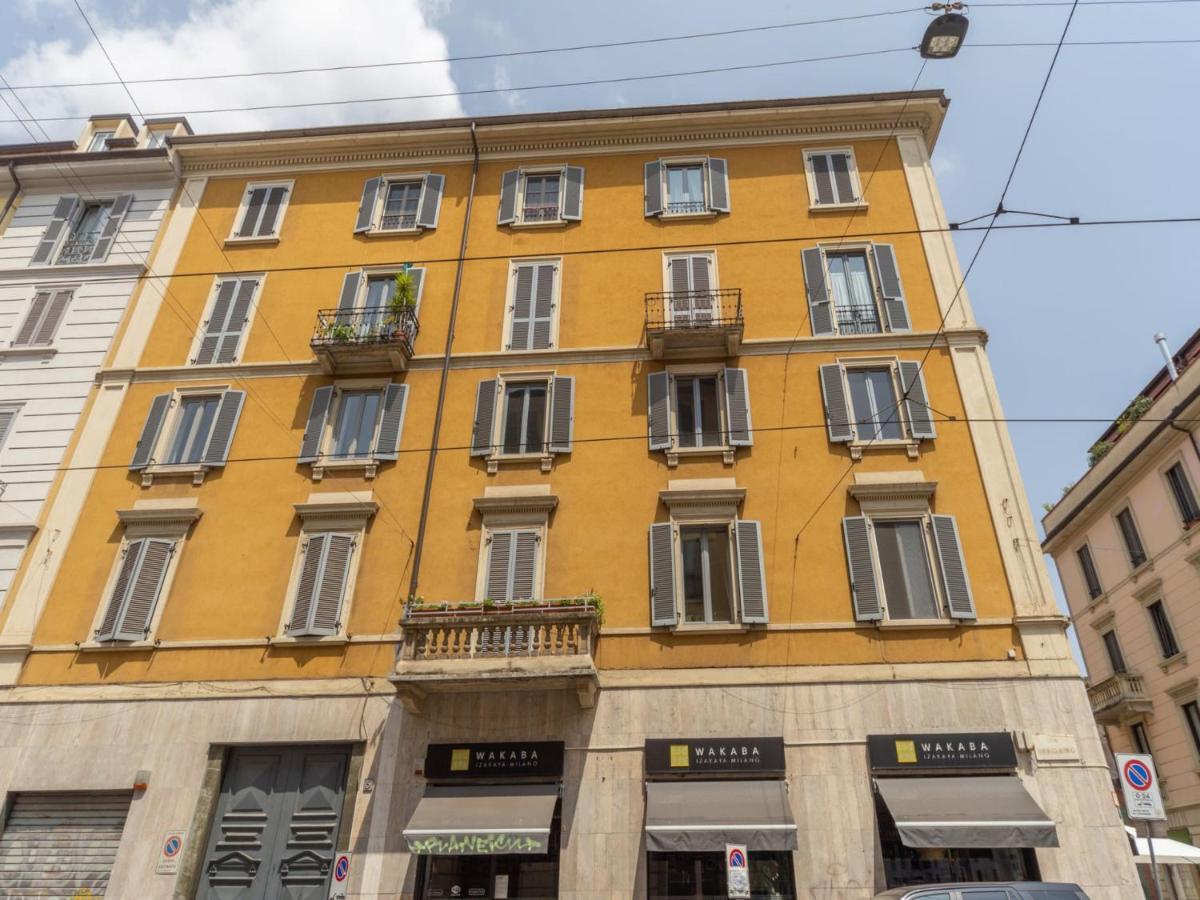 The Rent - Spacious Two-bedroom In Porta Romana Mailand