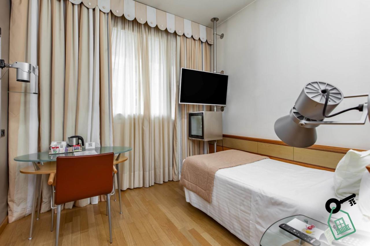 Hotel Rooms Milano Mailand