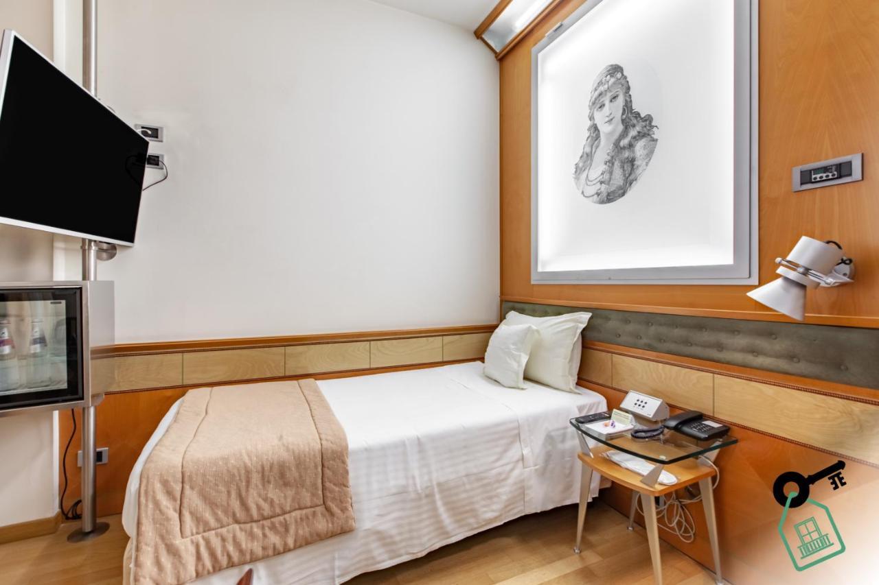 Hotel Rooms Milano Apartment