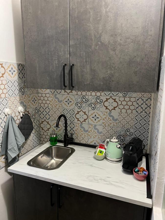 Stylish 3 Km Away From Duomo - Netflix, Wi-fi, All Comforts Included Apartment
