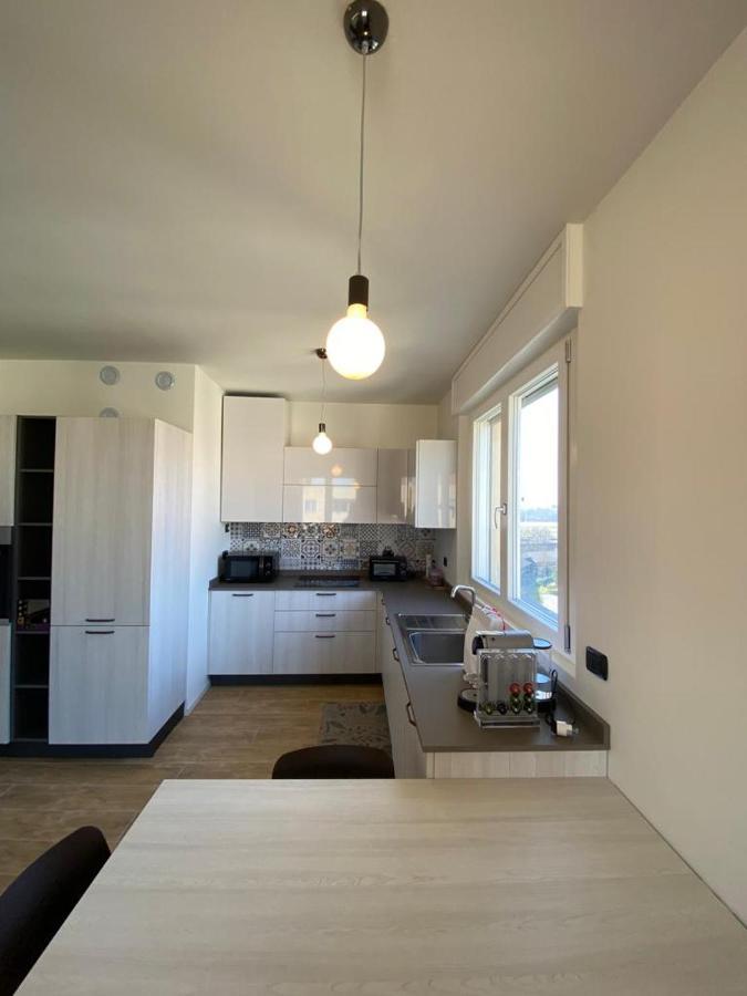Xenia - Spacious & Comfortable Near San Siro Stadium Apartment Mailand