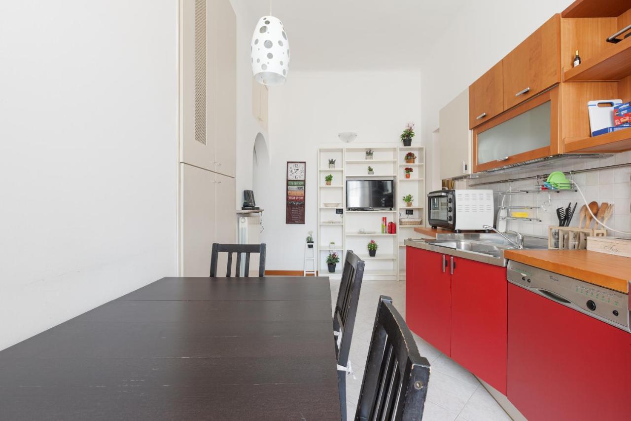 Roomy X5 - 850 M Far From Famagosta Mm2 * Mailand