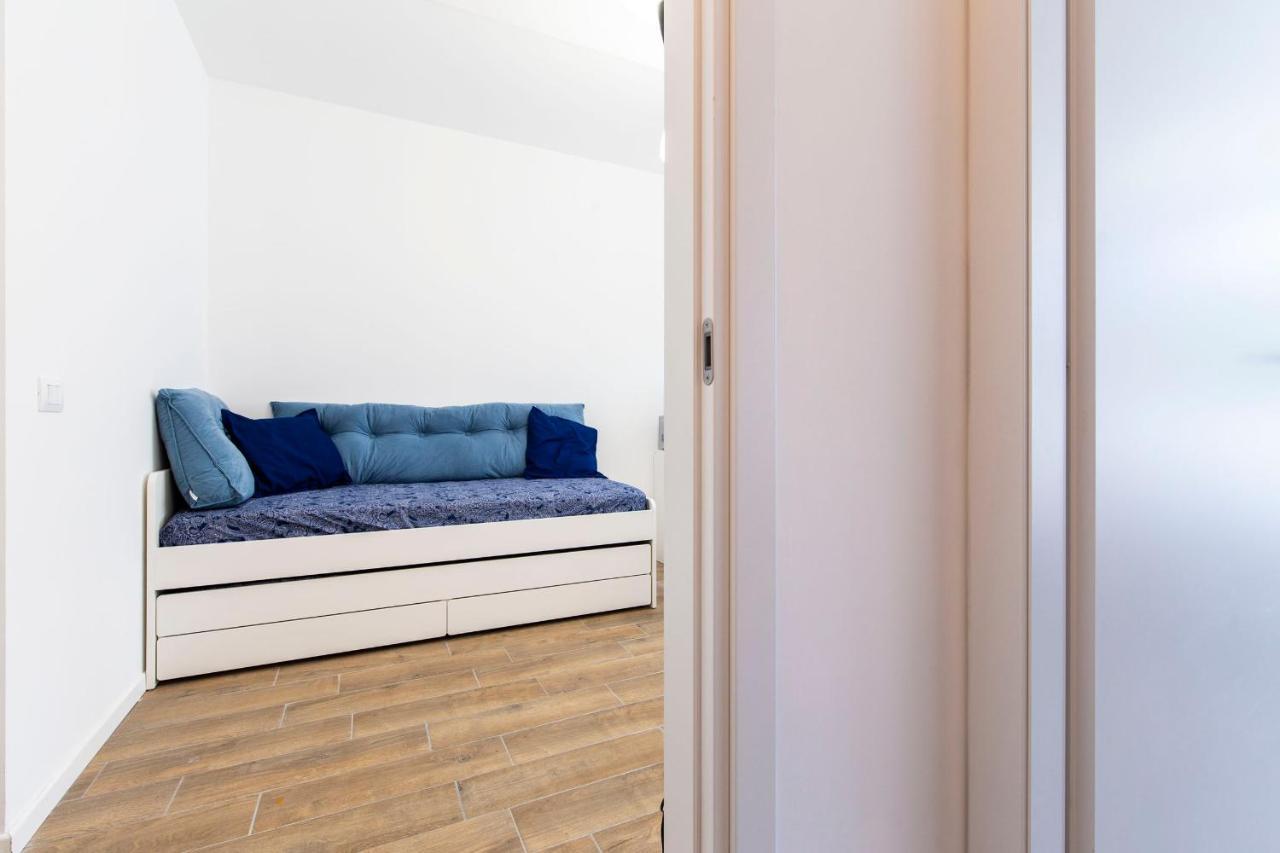 Noto 10 Apartment *