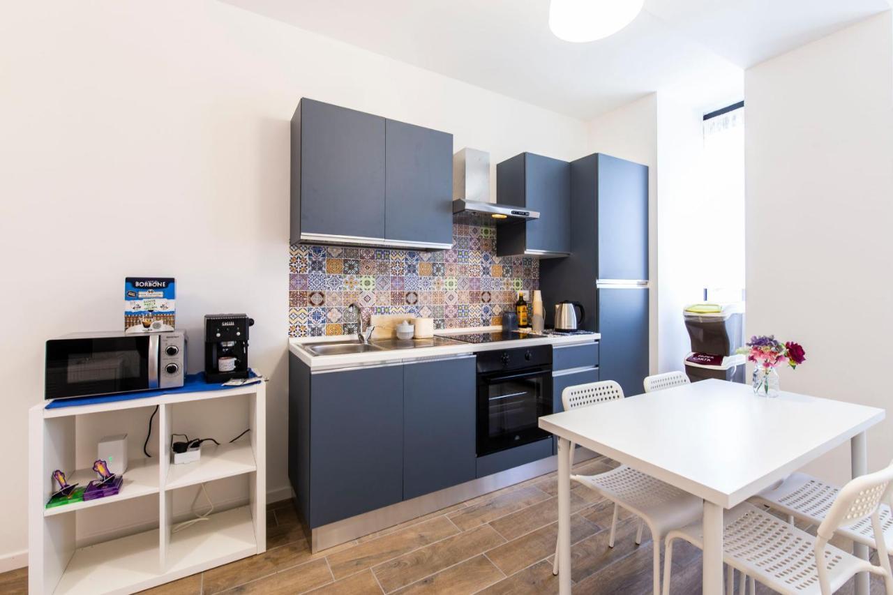 Noto 10 Apartment