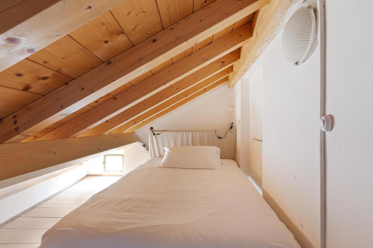 Gae Aulenti Cosy Apartment Mailand