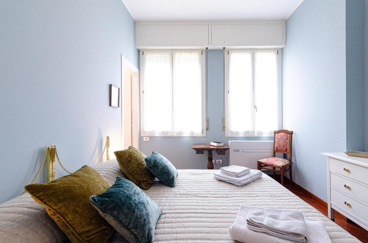 Lux Contemporary Flat - Porta Romana Apartment