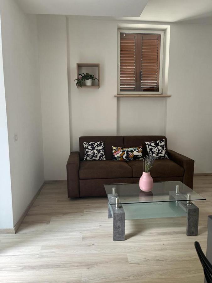 Apt. N. 1 Apartamento *