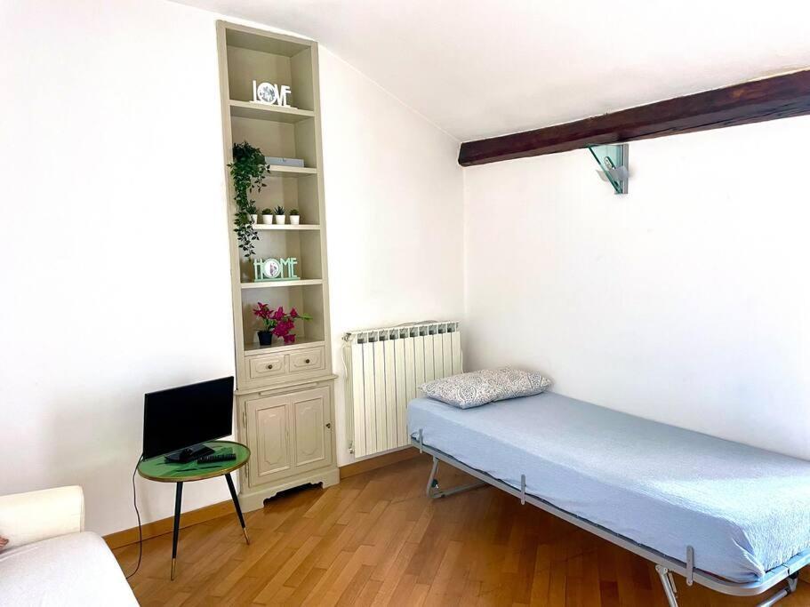 Luminoso Bilocale Con Terrazzo Apartment Mailand