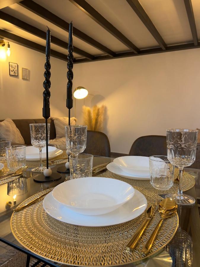 Regina In Porta Romana 3 - Sky Tv, Wifi & Breakfast Box