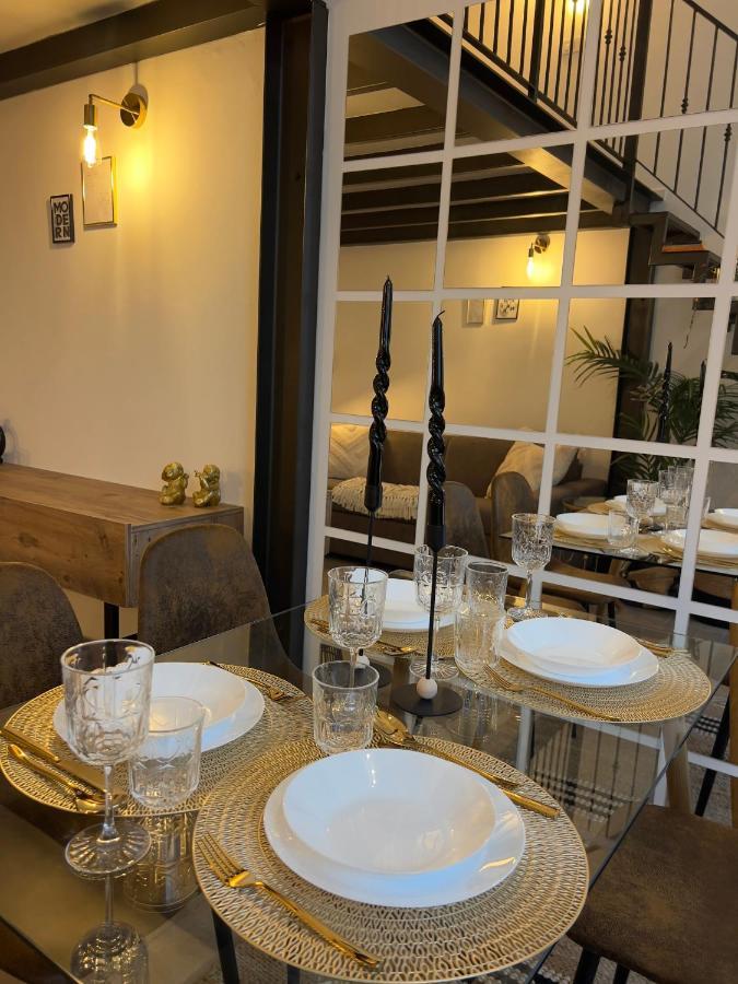 Apartment Regina In Porta Romana 3 - Sky Tv, Wifi & Breakfast Box Milan