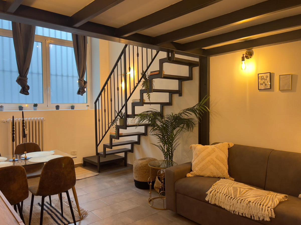 Apartment Regina In Porta Romana 3 - Sky Tv, Wifi & Breakfast Box Milan
