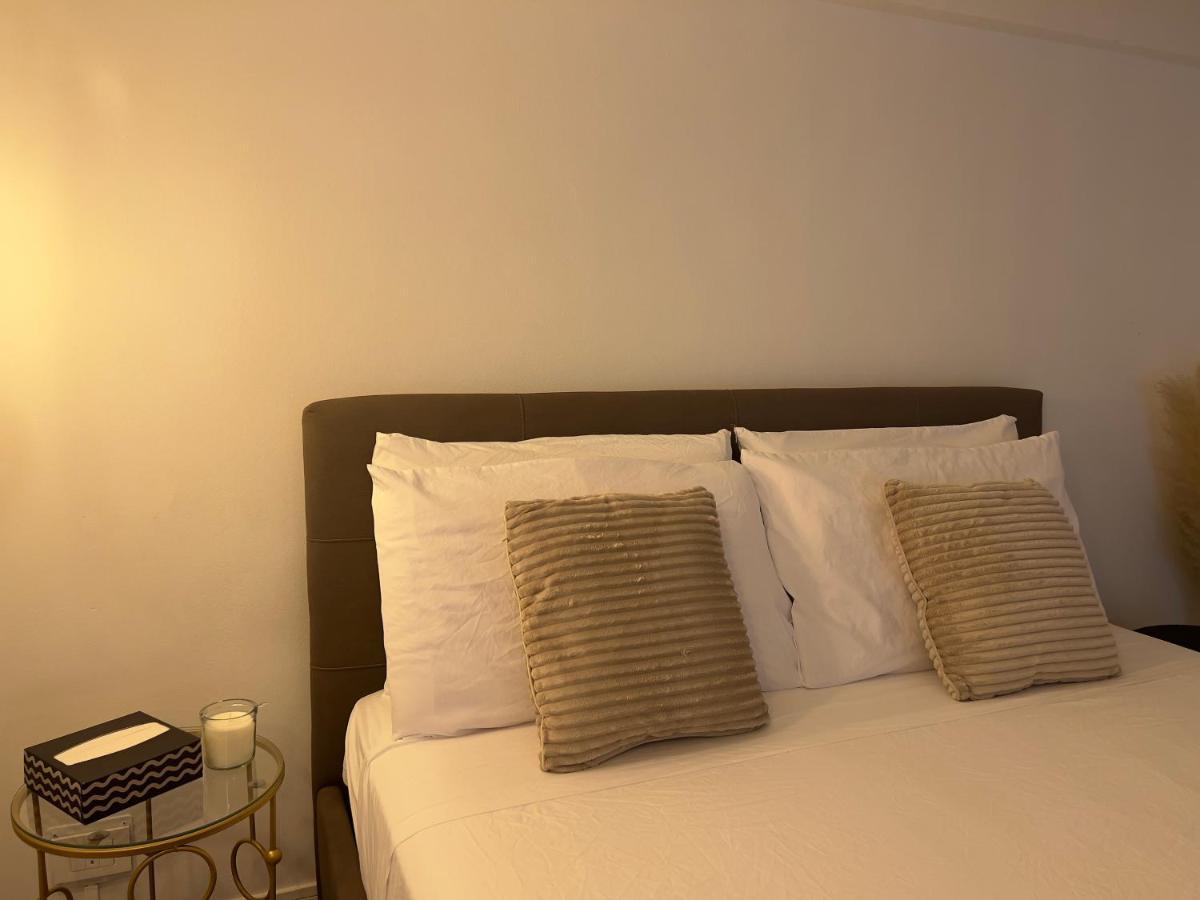 Apartment Regina In Porta Romana 3 - Sky Tv, Wifi & Breakfast Box