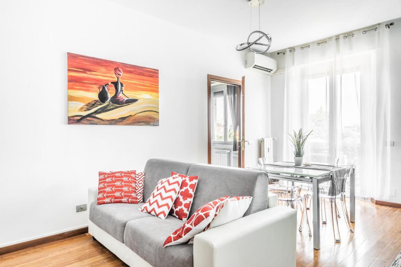 'tribal House' Sansiro-rhofiera-duomo Apartment