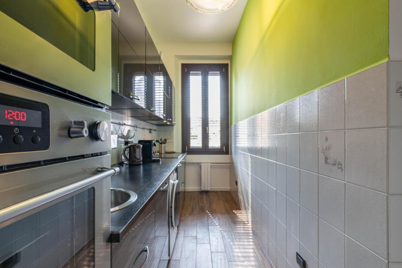 Easylife - Coccole E Relax Nel Cuore Di Isola
