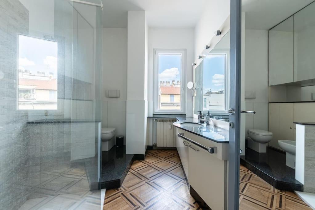 Apartment Amazing View From Brera Sancarpoforo9 Milan