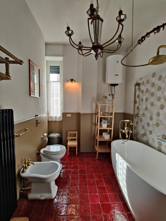 Apartment Elegante Trilocale A Milan