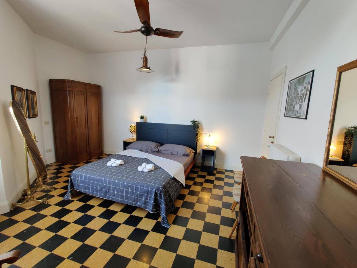 Apartment Elegante Trilocale A Milan