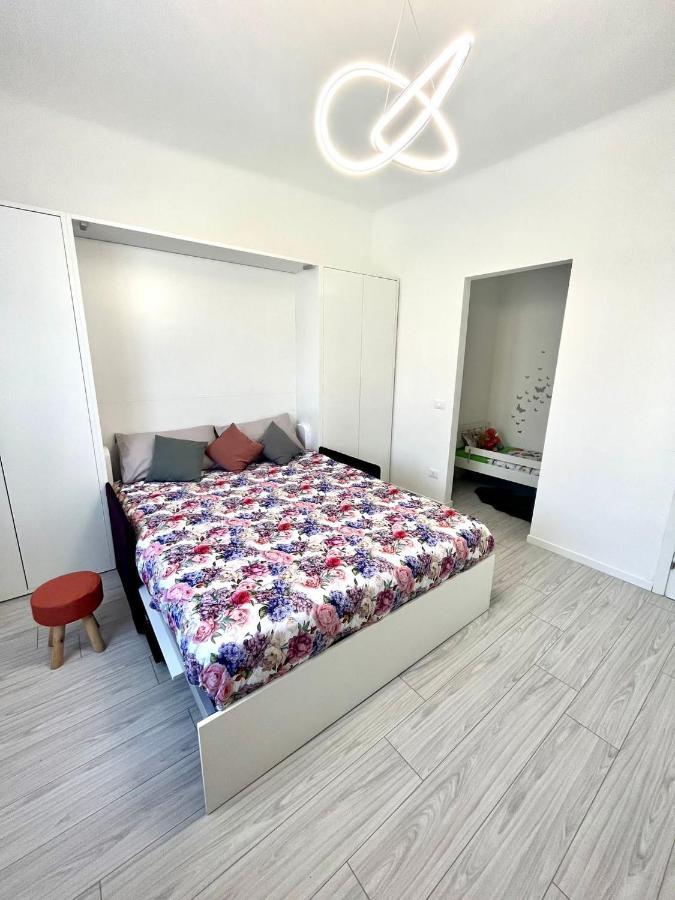 Marghespace Zona Stazione Centrale Con Letto Matrimoniale E Bagno Frühstückspension Mailand