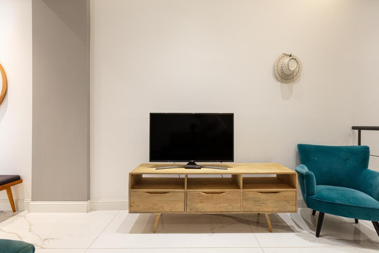 Apt Milano-moscova Con Terrazzo Condiviso * Milão
