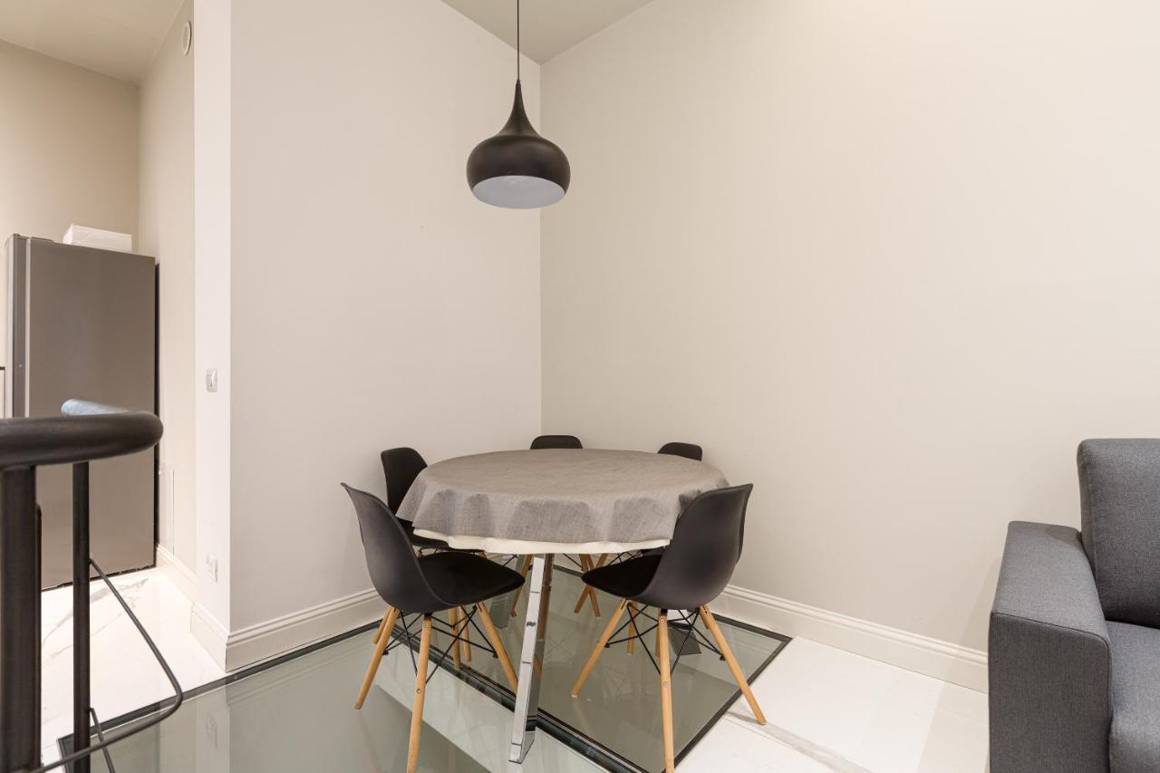 Apartamento Apt Milano-moscova Con Terrazzo Condiviso Milão