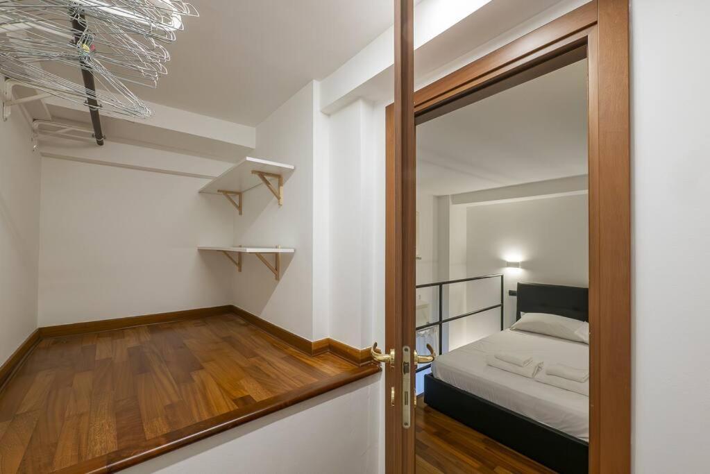Youhosty - Ampere 102 * Milan