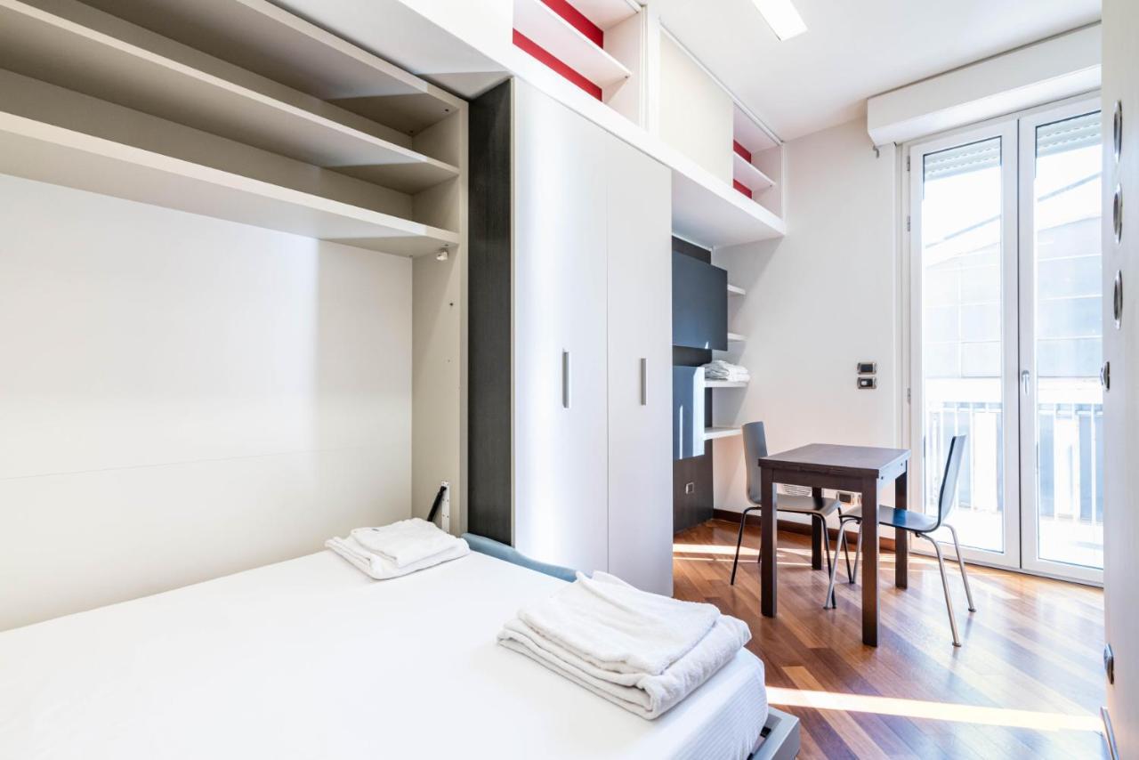 Apartamento Easylife - Moderno Rifugio In Zona Bocconi Milão