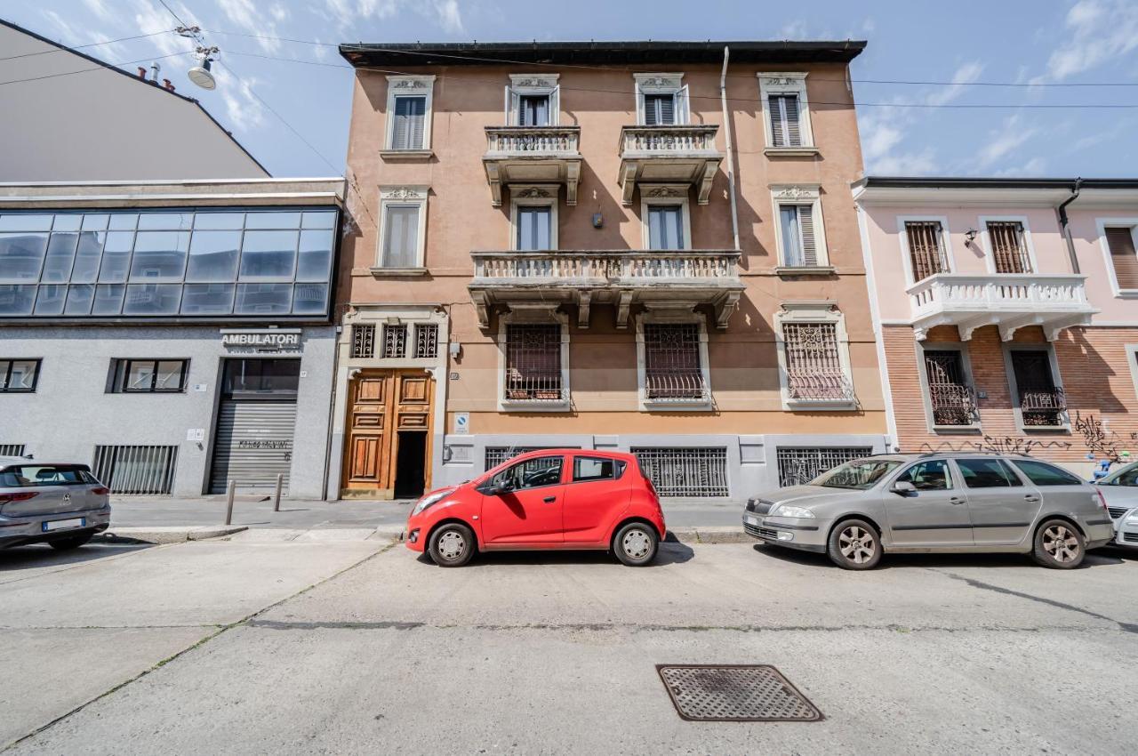 Apartment Amazing Loft - 350 M Far From Dateo Station Milan