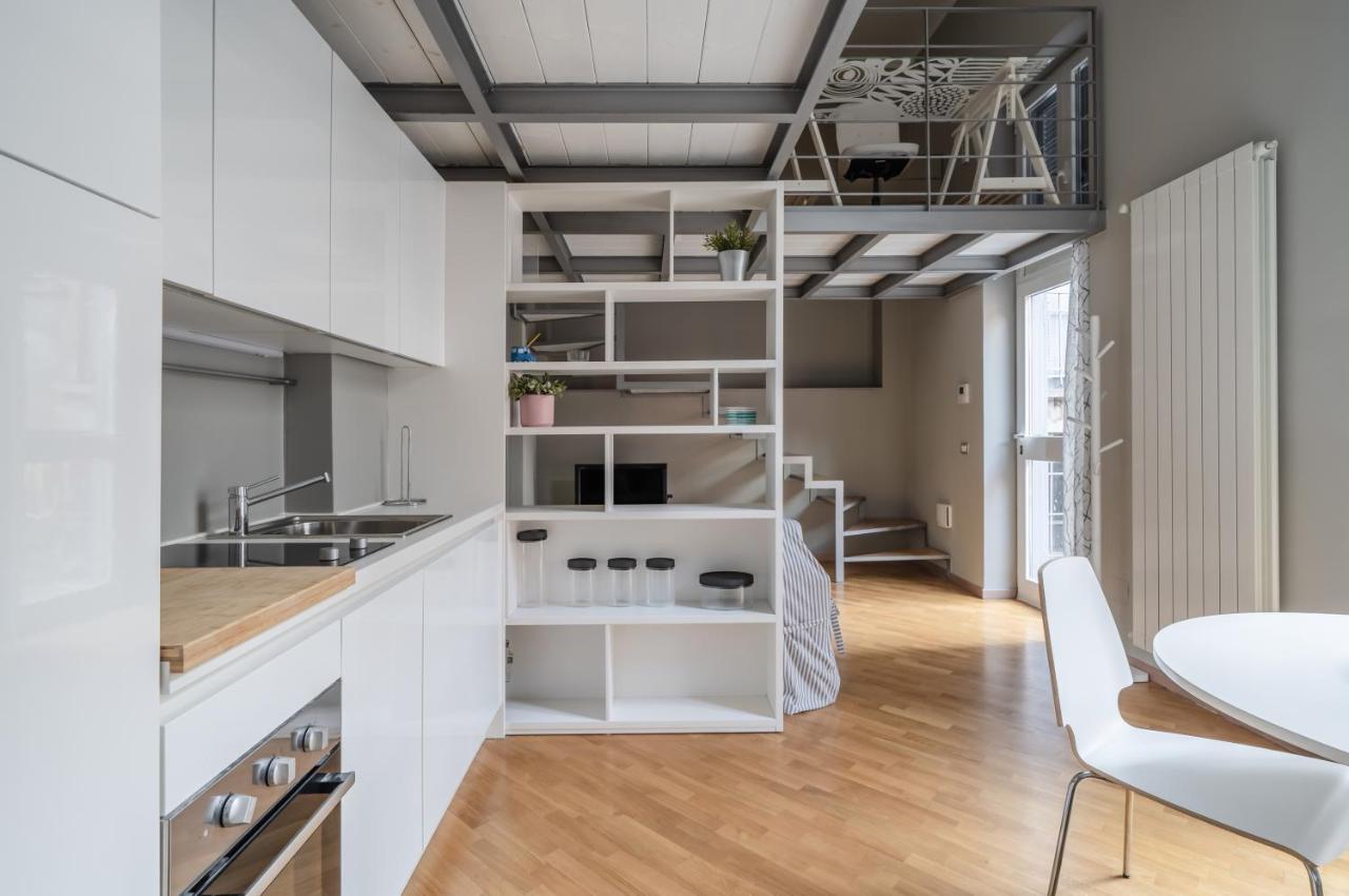 Amazing Loft - 350 M Far From Dateo Station Milan