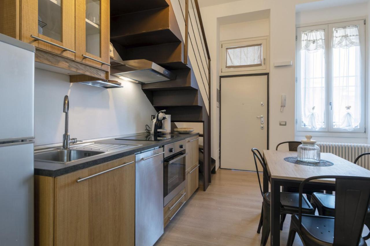 Easylife - Charme Industriale Nel Cuore Di Apartment