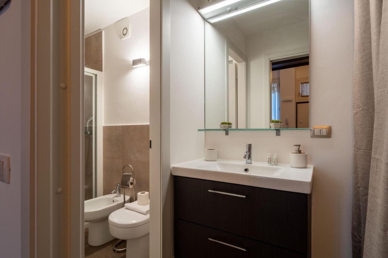 Easylife - Charme Industriale Nel Cuore Di Apartment