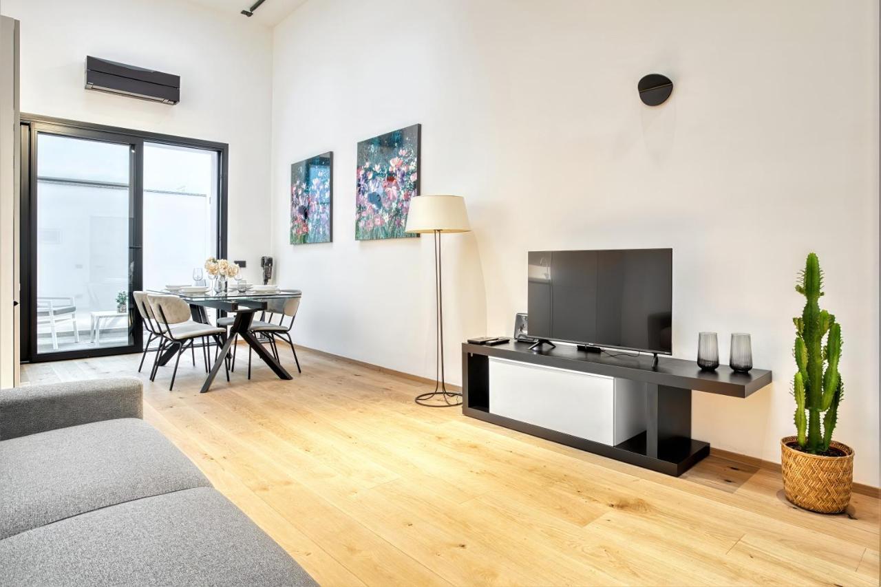 Apartment Winter Garden - Isola - Via Pastrengo