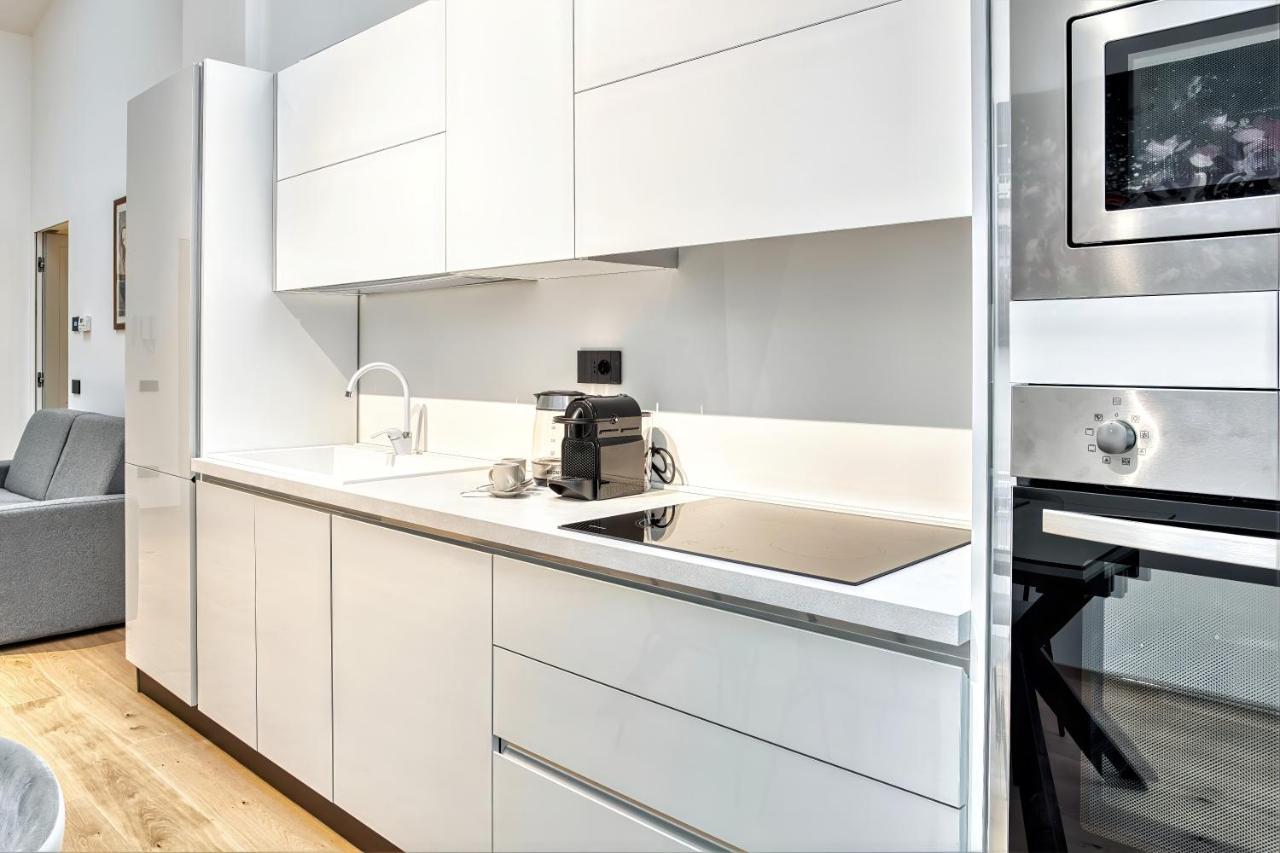 Apartment Winter Garden - Isola - Via Pastrengo Milan