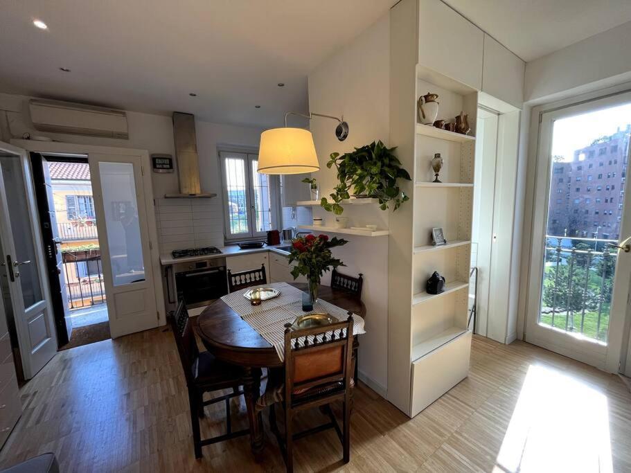 Apartment Sotto Il Bosco Verticale House *
