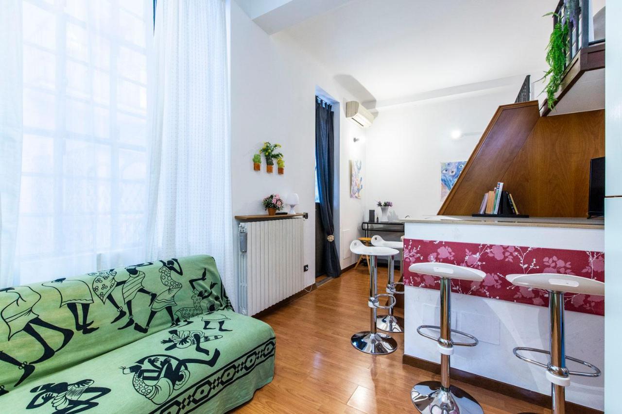 Apartamento Extensive Terrace Navigli Toy Artistic Milão