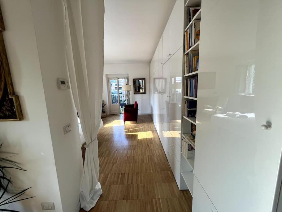 Apartment Sotto Il Bosco Verticale House Mailand