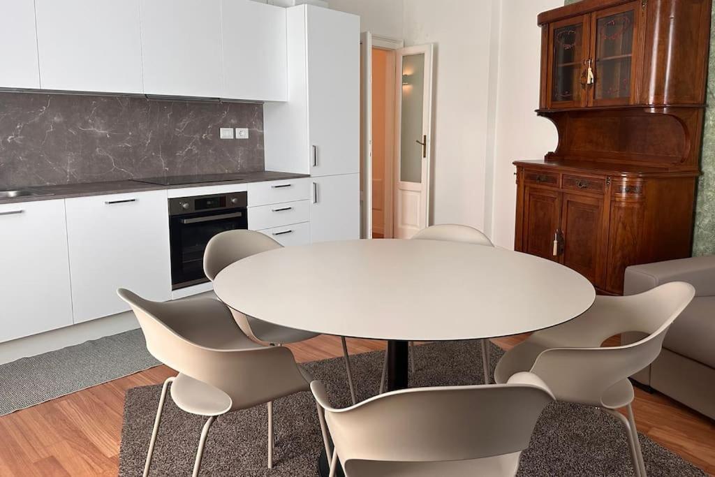 Apartment Spazio Stoppani - Liberty 13