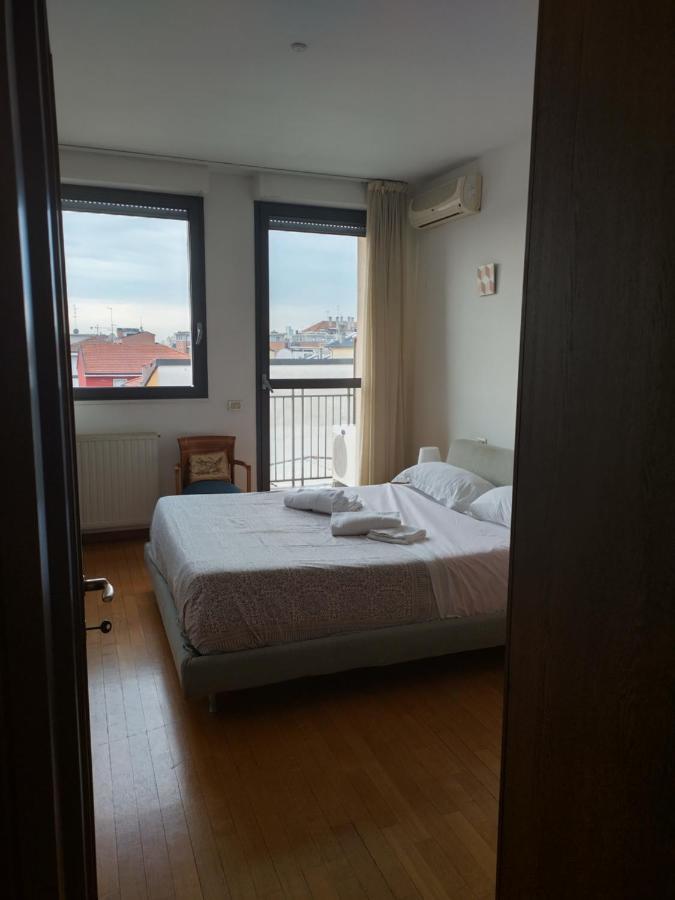 Apartment Sant'uguzzone Flat Milan