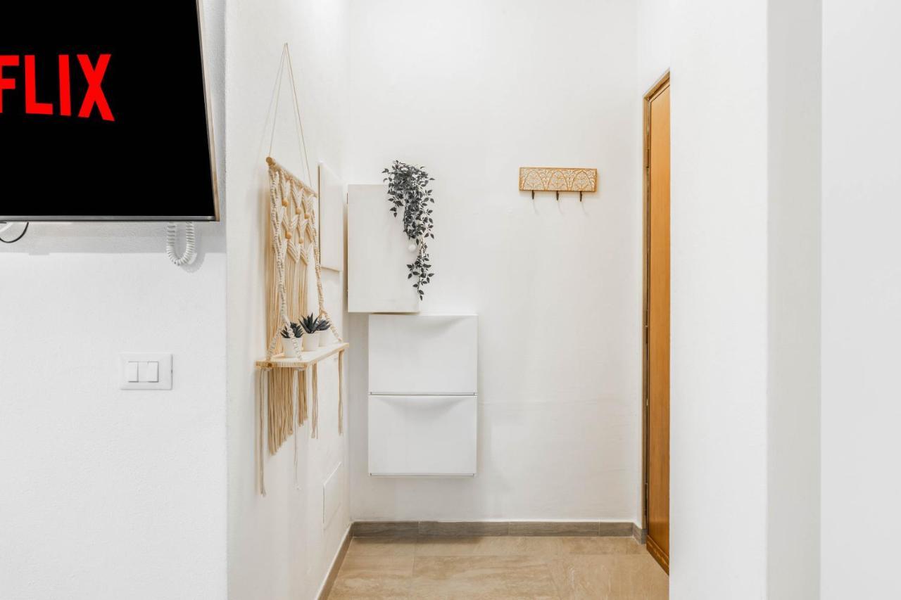 Eden House Sansiro-duomo Netflix & Design Apartamento Milão