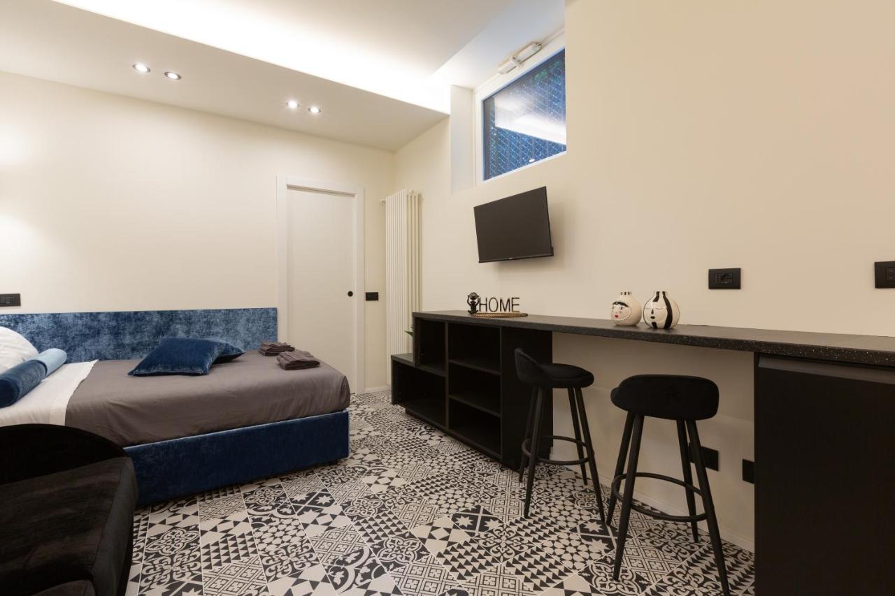 Pab60 -crescenzago-luxury Blue House Apartment Mailand