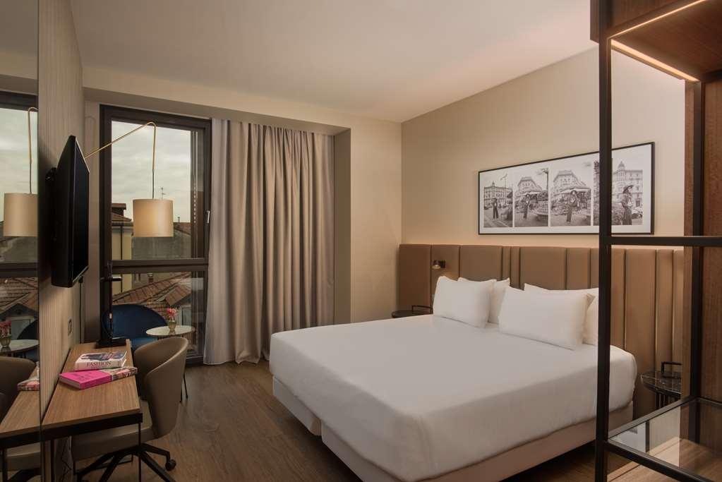 Nh Buenos Aires Hotel *
