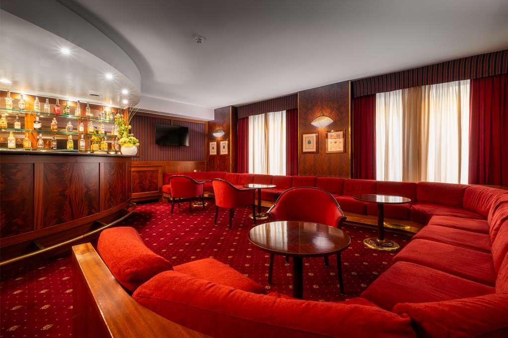 Crivis Hotel