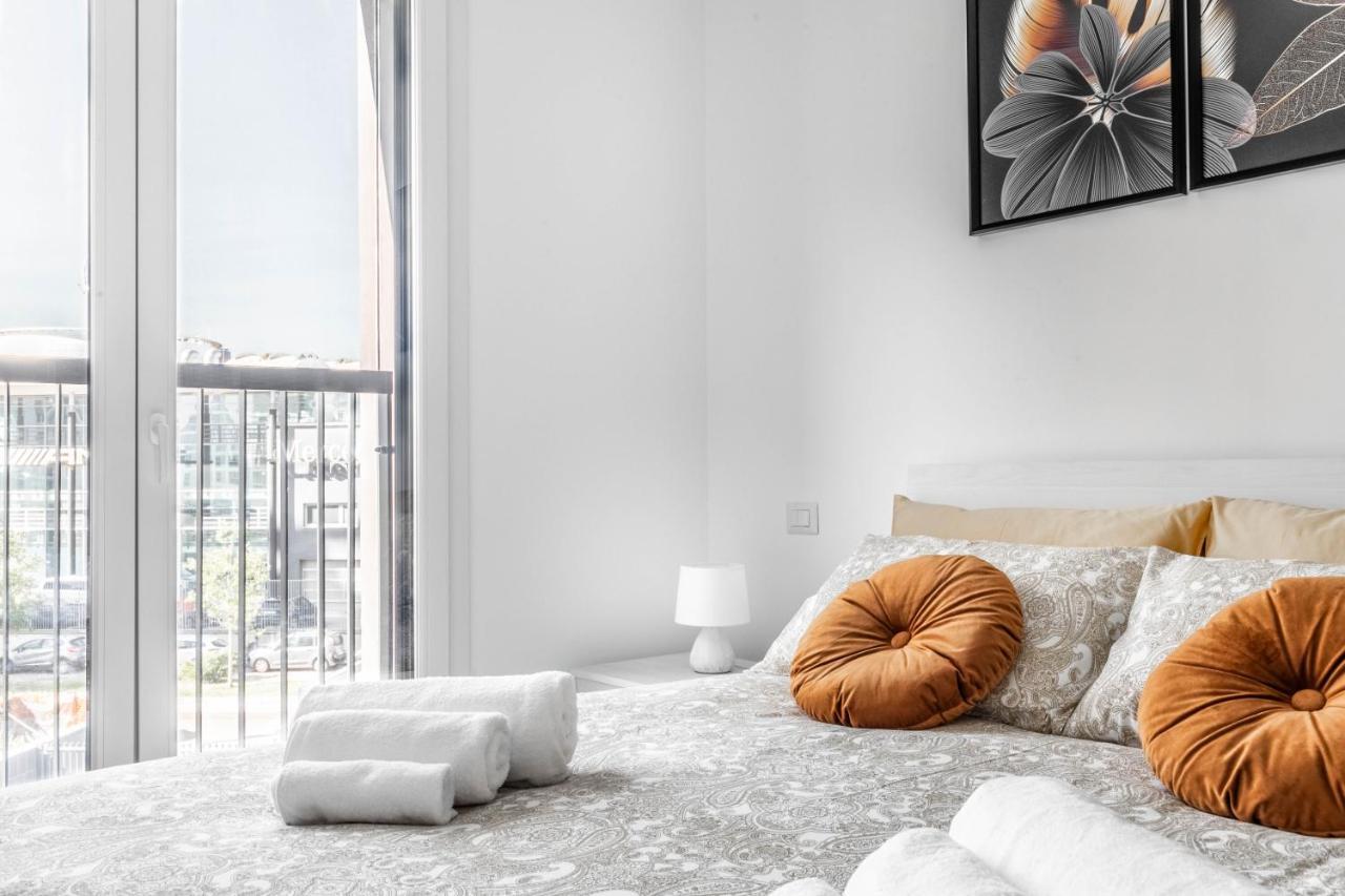 Harmony House - Rho Fiera 6min - Free Parking - Terrace Apartamento *